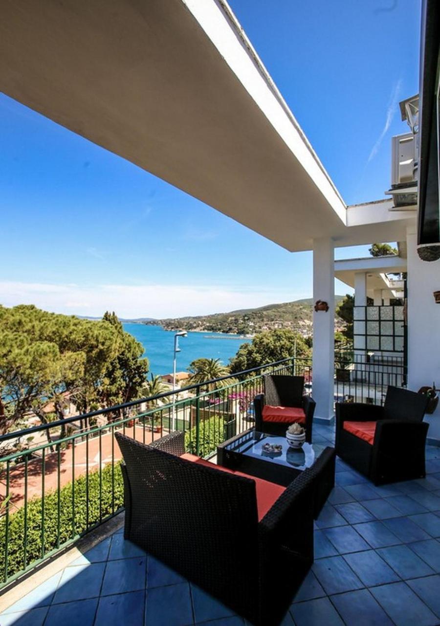 Appartement Terrace Sea View à Porto Santo Stefano  Extérieur photo